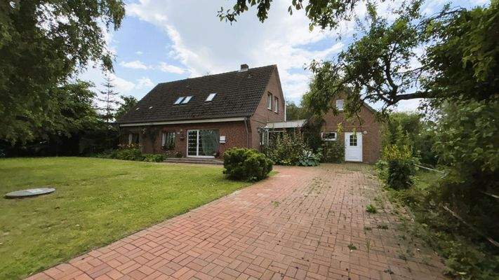 Blick über die Einfahrt