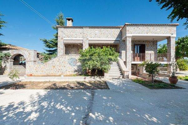 b31dea53a09c4be19be705a5fdfcb1c2-original