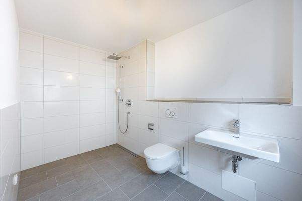 Ensuit Bad Ansicht 1