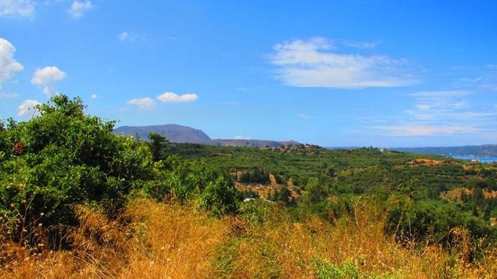 Kreta, Aspro: Hanggrundstück mit Meerblick zu verk