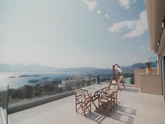 Kreta, Katsikia: Moderne Villa mit Gästeapartment, Pool und spektakulärem Meerblick zu verkaufen