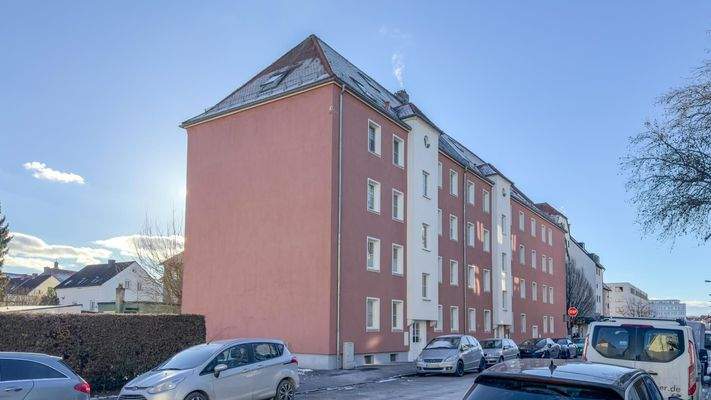 Nordostansicht - Hauseingang