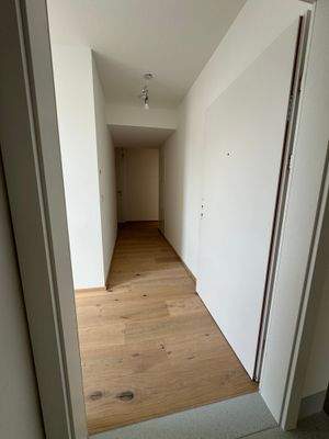 Flur + Vorzimmer.jpg