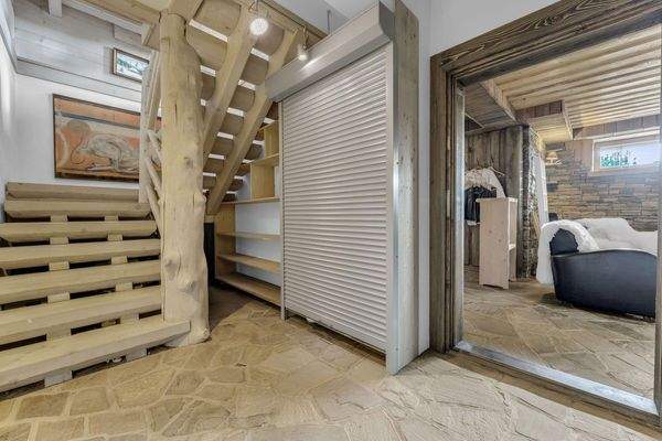 Großes Haus - KG - Flur