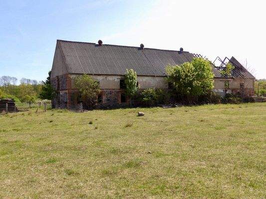 Unsanierte Scheune
