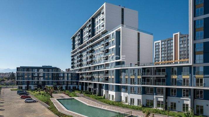 2-Bedroom Apartments in a Project with Pool and Sauna in Kepez