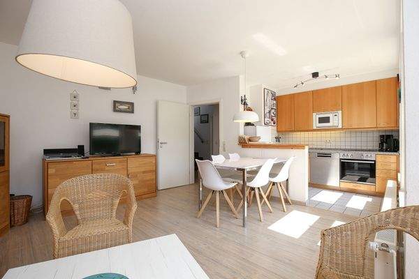 offene Küche mit Essbereich