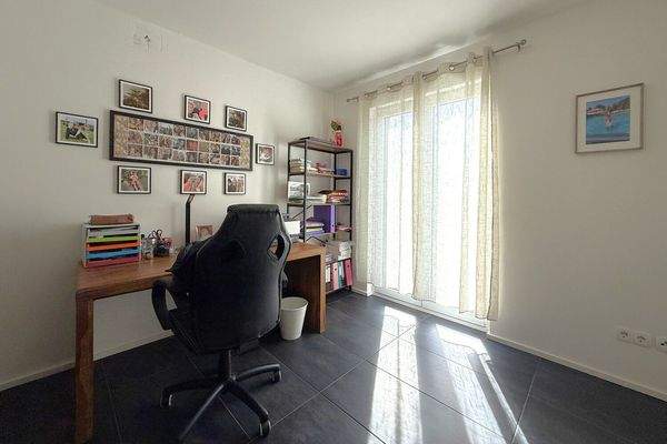 einladendes Gäste oder Arbeitszimmer