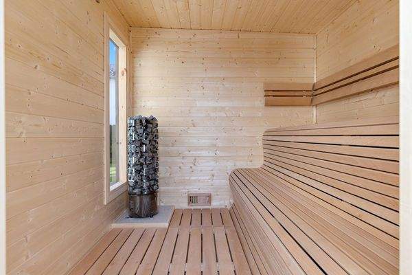 Sauna (innen)
