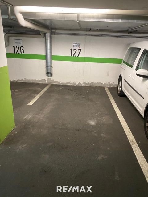 Innsbruck Garage, Innsbruck Stellplatz
