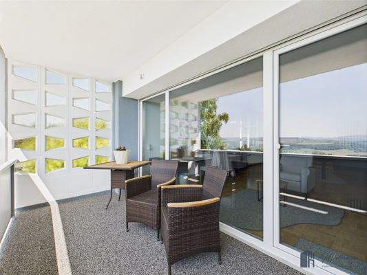 Balkon OG
