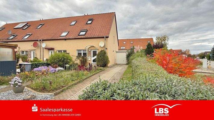 Gesamtansicht von der Straße