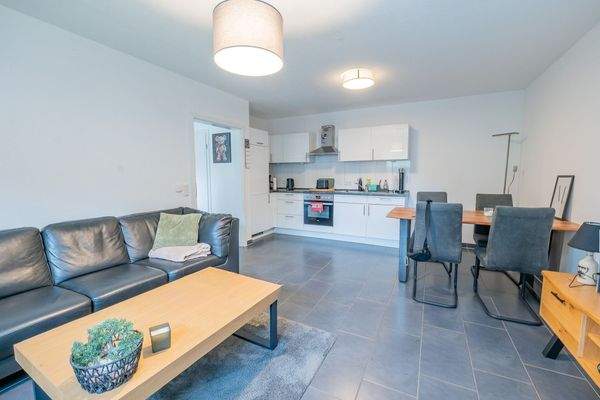 Whg. 4 Wohn- und Esszimmer