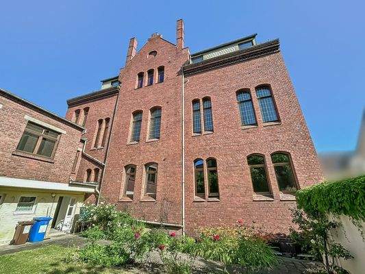 Rückseite mit Garten