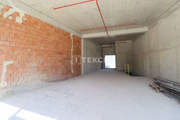 Shop in a Project Close to the Airport in Antalya