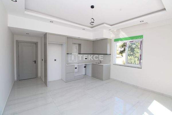 Brand-New Apartment in a Poolside Building in Manavgat Antalya