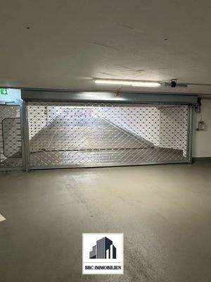 Tiefgarage Eingang.jpeg
