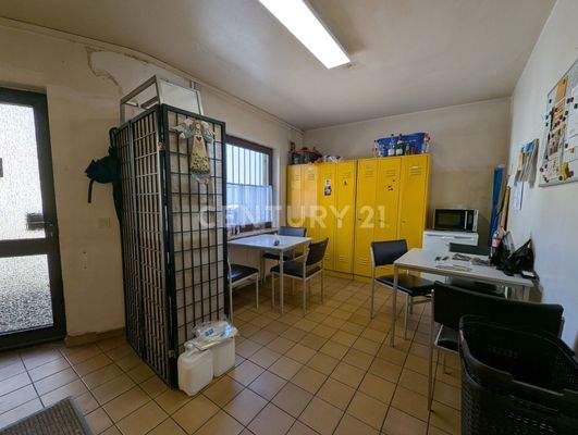 Aufenthaltsraum mit 2. Eingang