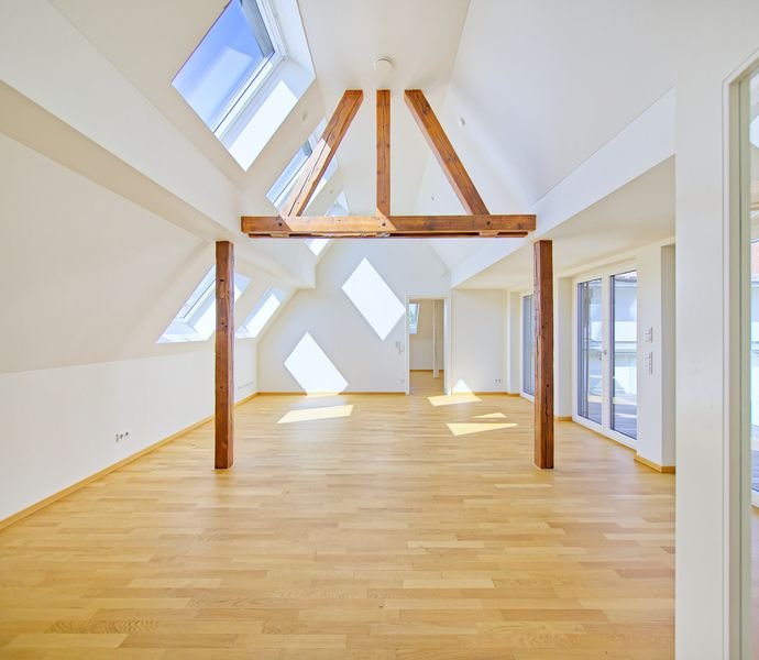 9 Zimmer Wohnung in München (Bogenhausen)