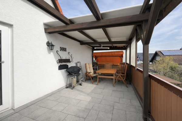 Dachterrasse mit Pergola