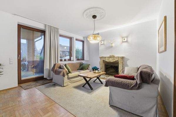 EG - Wohlfühlbereich am Kamin