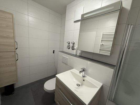 Badezimmer 2023 kompletterneuert