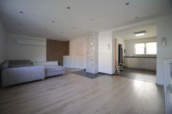 Wohnbereich und Küche