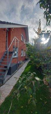 Seitenansicht - Zugang zum Anbau