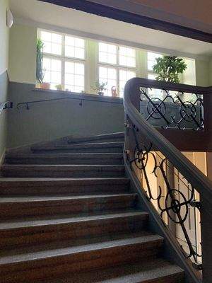 Treppenaufgang Haus 1.jpg