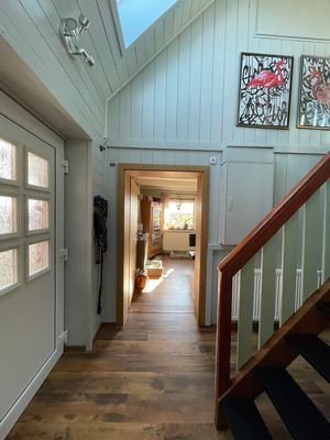 Eingangsbereich / Blick in Eßzimmer
