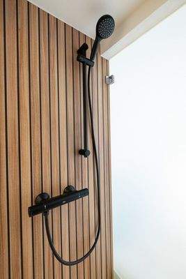 Moderne Duscharmatur