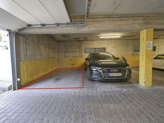 Tiefgaragenstellplatz