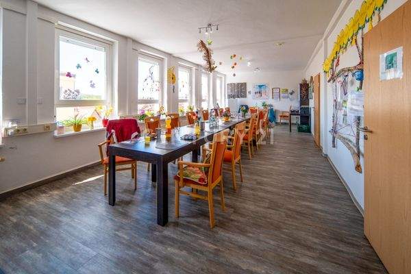 Vorderhaus Tagespflege Speisesaal
