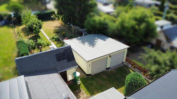 Drohnenbild Garage Garten