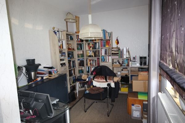 Büro EG