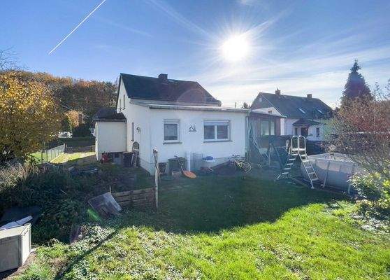 Blick-vom-Garten-aus