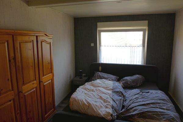 Schlafzimmer DG
