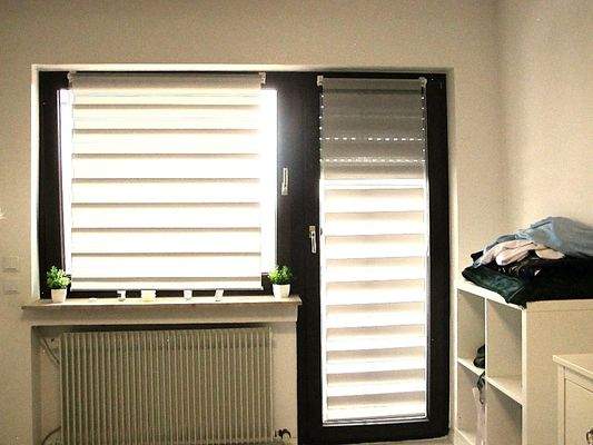 Schlafzimmer mit Balkon.JPG