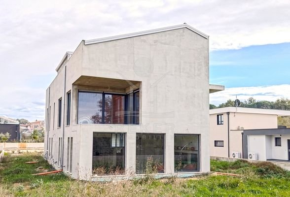 Moderne Neubauwohnung in Poreč