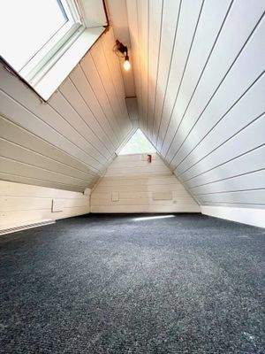 Innen_DG_Rückzugsort im Spitzboden.jpeg