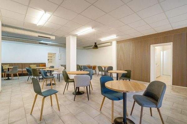 Ladenfläche, Ansicht III - virtuell eingerichtet