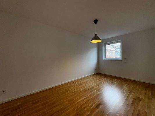 1st floor: Bedroom 2