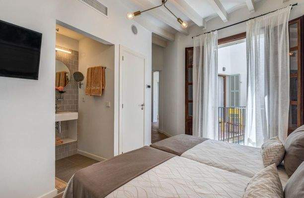 BHHS-BAL-0619 Stadthaus mit gültiger Hotellizenz zum Verkauf in Sóller, Mallorca