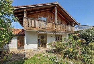 Ein Familienhaus: zum Sanieren und Wohlfühlen