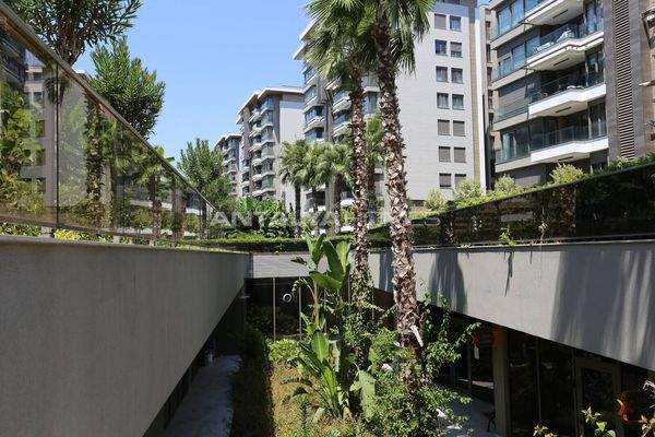 Furnished Apartment in a Featured Complex in Konyaalti Antalya