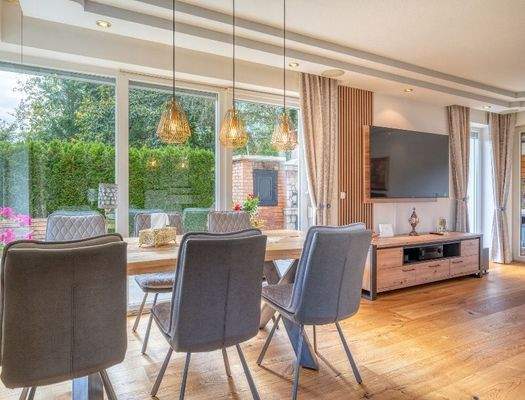 HP5-Einfamilienhaus-Hallein-Essbereich