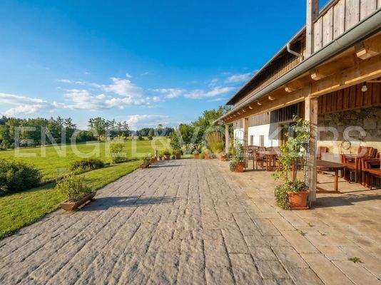 Überdachte Terrasse