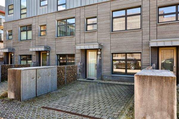 Rückwärtige Ansicht