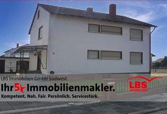 Außenaufnahme  Strasse