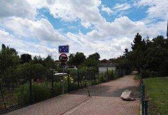 Ruhige Lage direkt an Schrebergärten